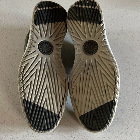 UGG Union Chukka Black EUC Men’s 12 - Picture 8 of 8